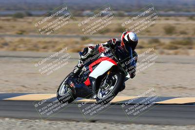 media/Jan-09-2022-SoCal Trackdays (Sun) [[2b1fec8404]]/Turn 11 (935am)/